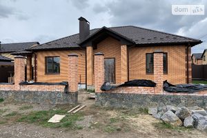 Продається одноповерховий будинок 115 кв. м з подвалом