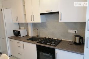 Сдается в аренду 1-комнатная квартира 47 кв. м в Львове