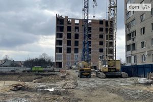 Продается 3-комнатная квартира 80.87 кв. м в Луцке