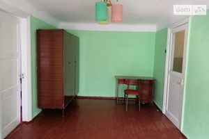 Продається 2-кімнатна квартира 43 кв. м у Рівному