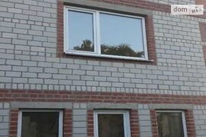 Продается дом на 2 этажа 200 кв. м с бассейном