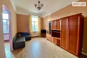Продається 2-кімнатна квартира 51.7 кв. м у Чернівцях