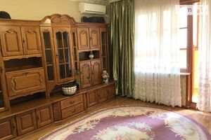 Продається 3-кімнатна квартира 74 кв. м у Одесі