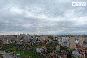 Продается 3-комнатная квартира 79.1 кв. м в Тернополе