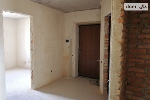 Продається 2-кімнатна квартира 68 кв. м у Рівному