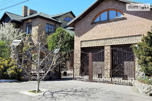 Продается дом на 3 этажа 860 кв. м с террасой