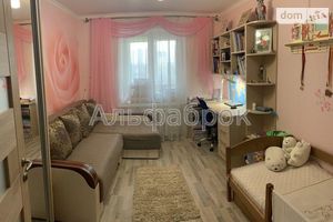 Продается 2-комнатная квартира 57 кв. м в Вышгороде