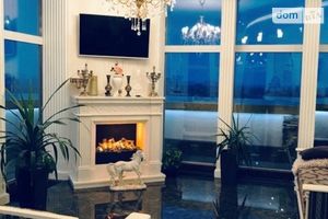 Здається в оренду 4-кімнатна квартира 260 кв. м у Києві